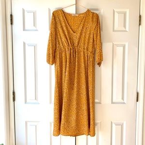 Farrlow size L floral dress